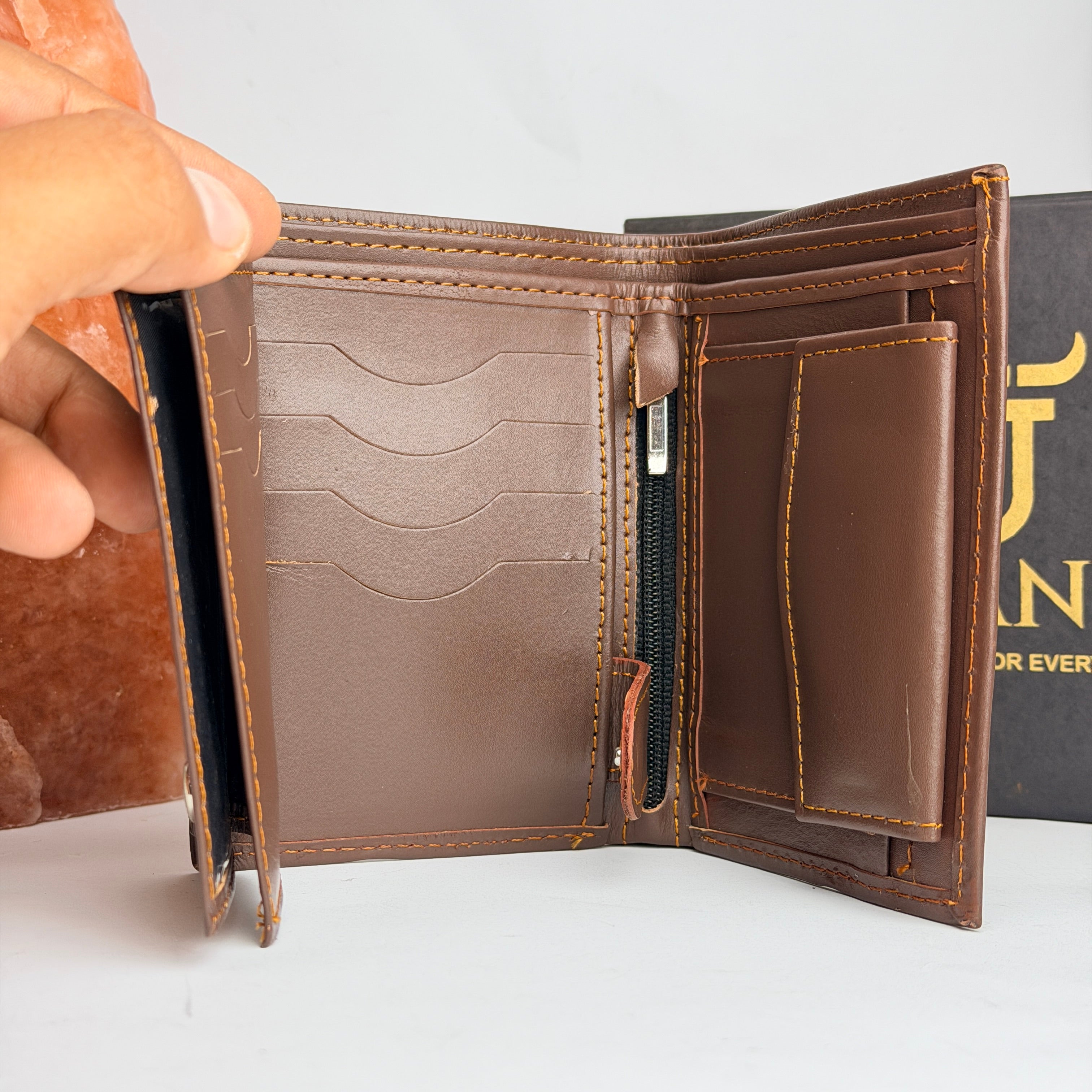 MaxVault Leather Organizer Wallet