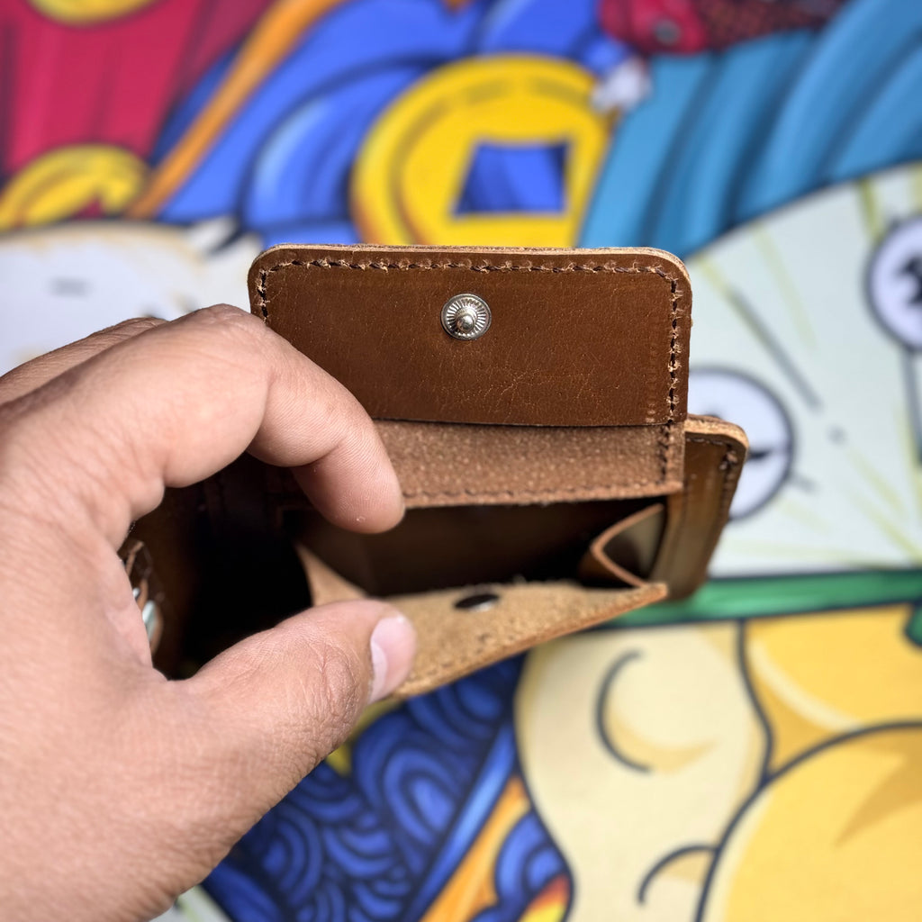 Urban Heritage Crazy Horse Leather Wallet with Coin Pocket