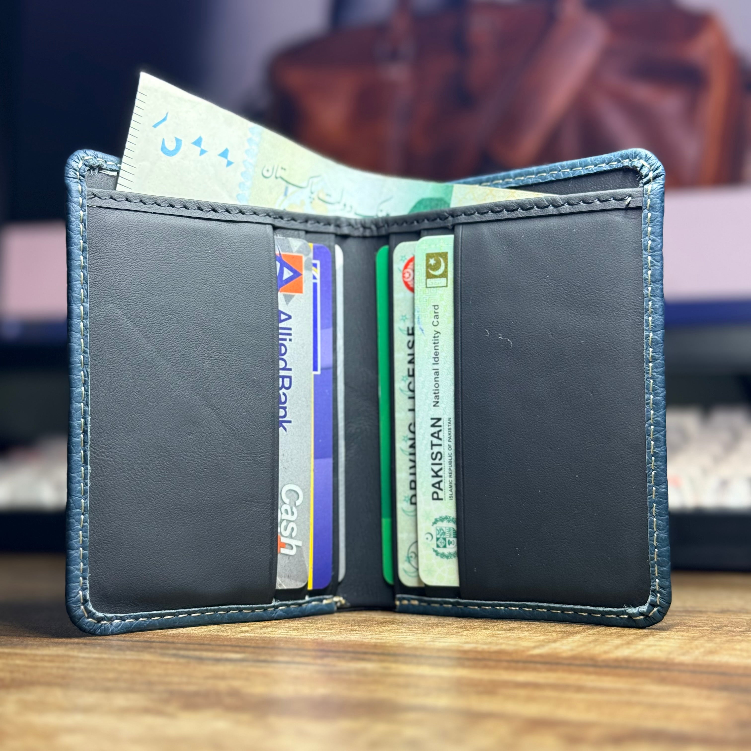 Slim Genuine Cow Leather Card & Cash Holder